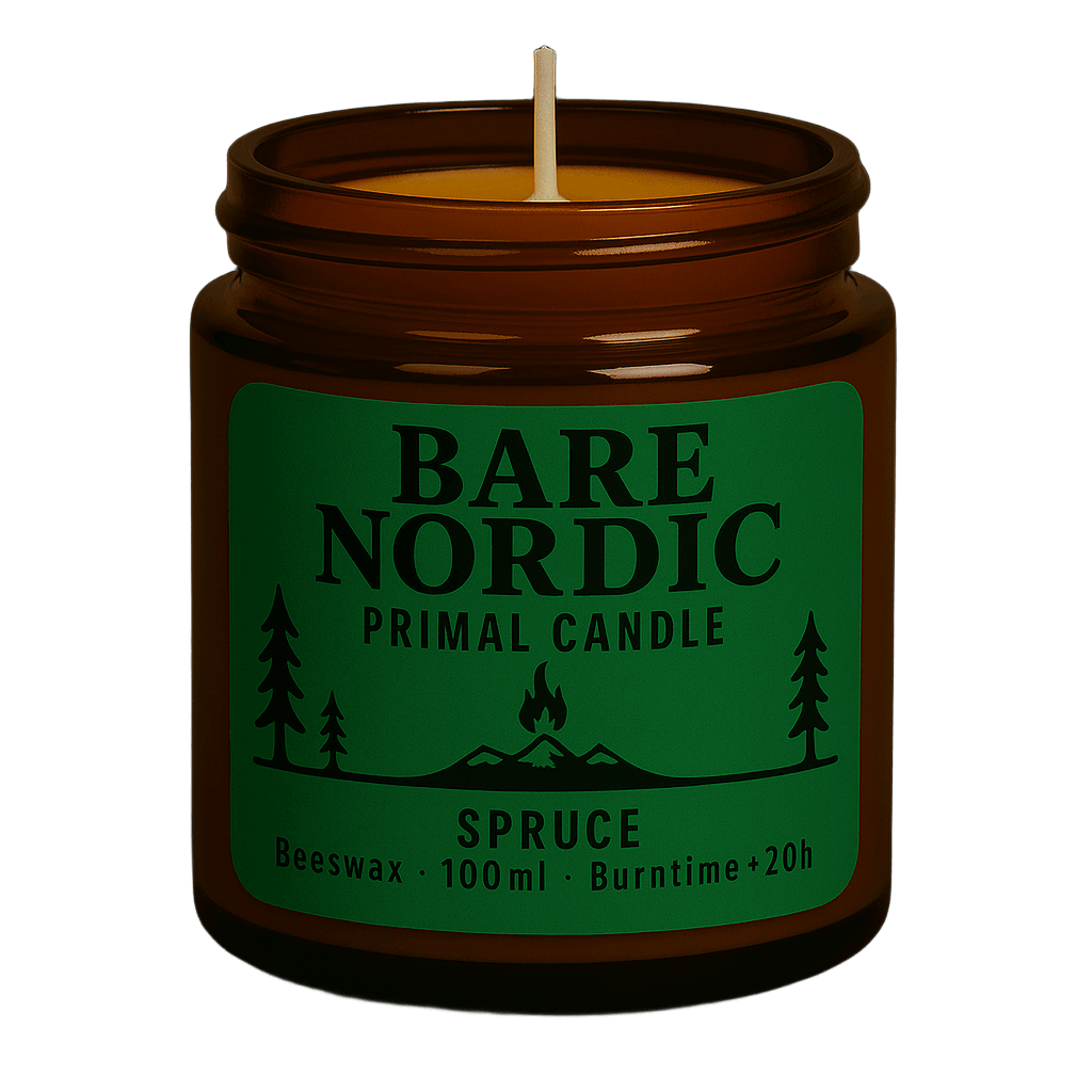 Primal Candle Spruce bivaxljus med grandoft - Bare Nordic.